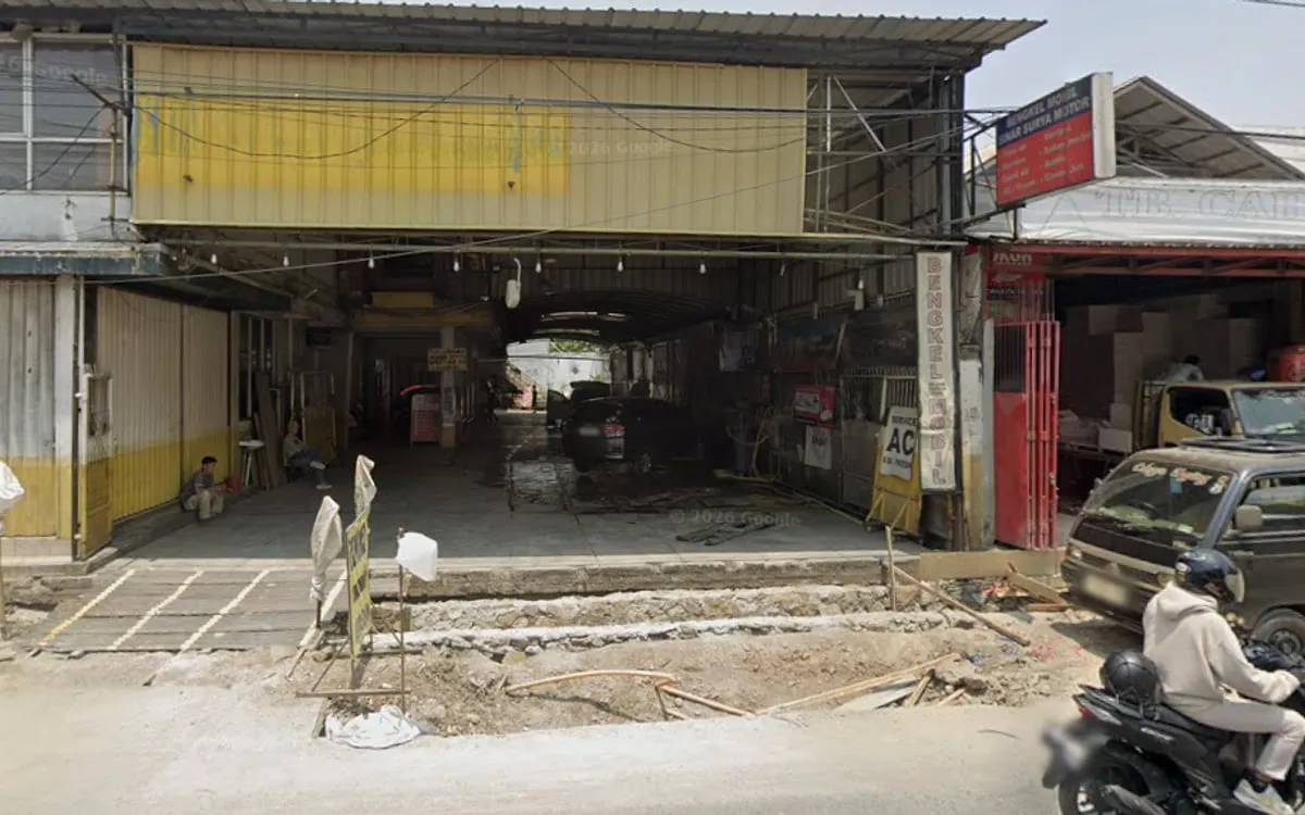 Tampak depan bengkel Sinar Surya Auto Care di Jl. Cijagra No.8, Bojongsoang, Bandung